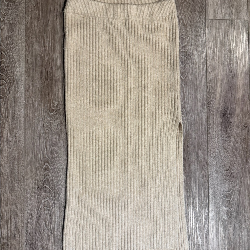American Eagle Outfitters Ribbed Knit Skirt in Beige
